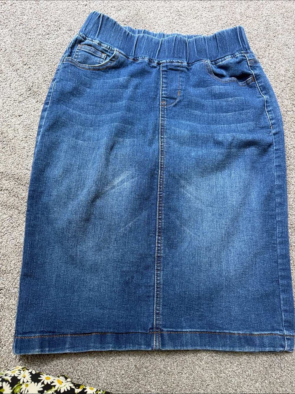 Elastic-Waist Denim Pencil Skirt in Blue